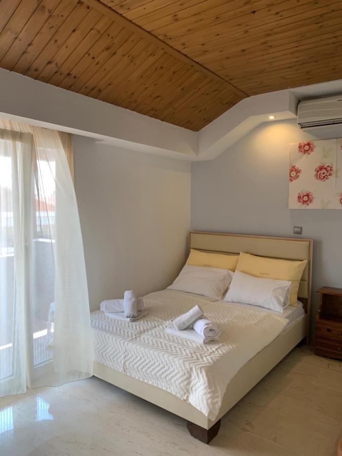 Platon Hotell Neoi Poroi Exteriör bild