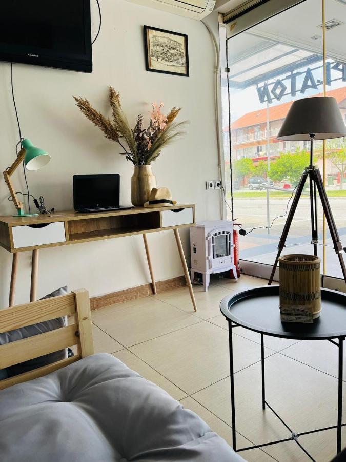 Platon Hotell Neoi Poroi Exteriör bild